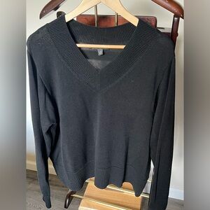 Banana Republic Classic Black Knitwear
